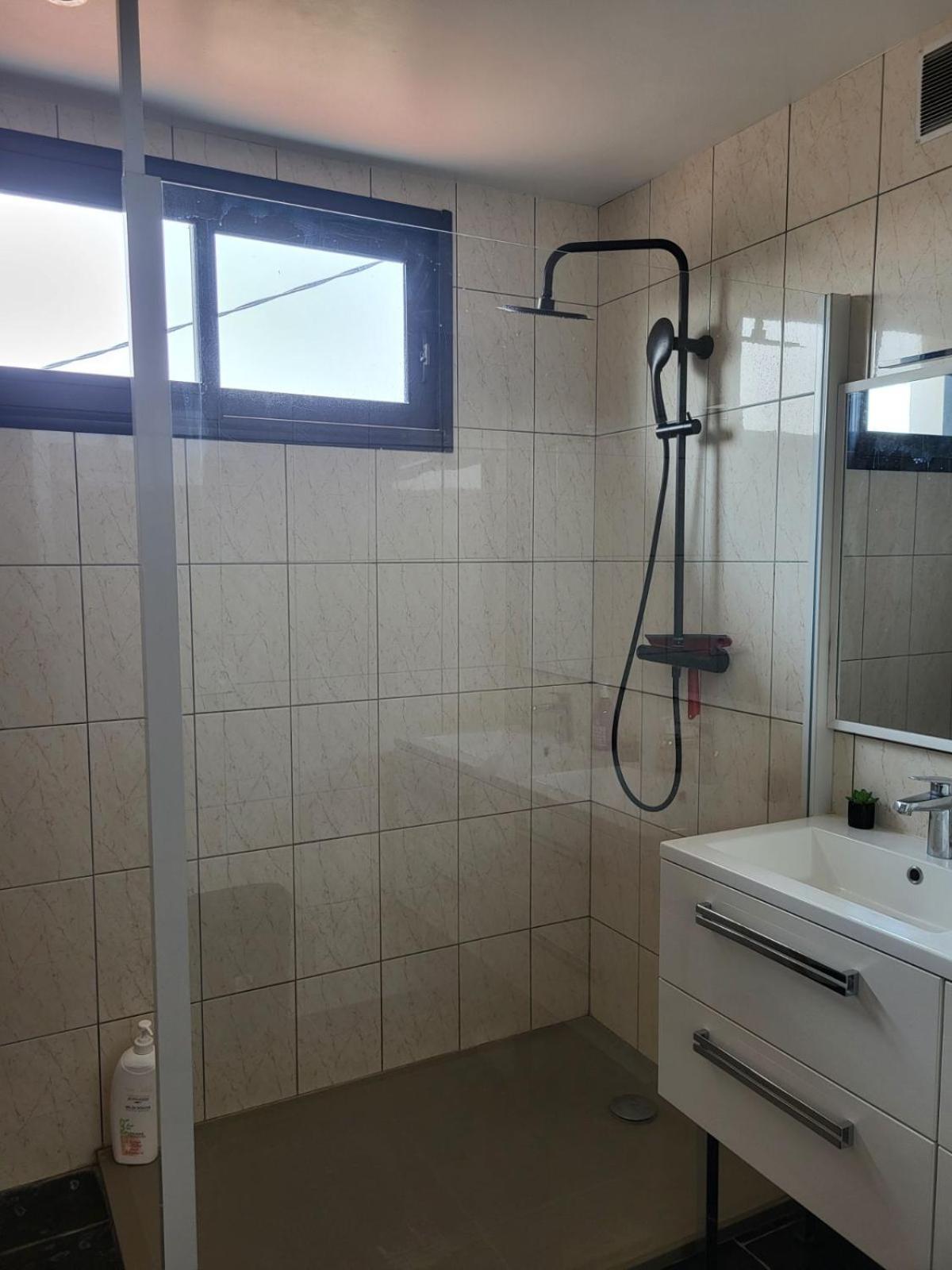 Maison Cosy - 4 Chambres Doubles Bergerac Bagian luar foto